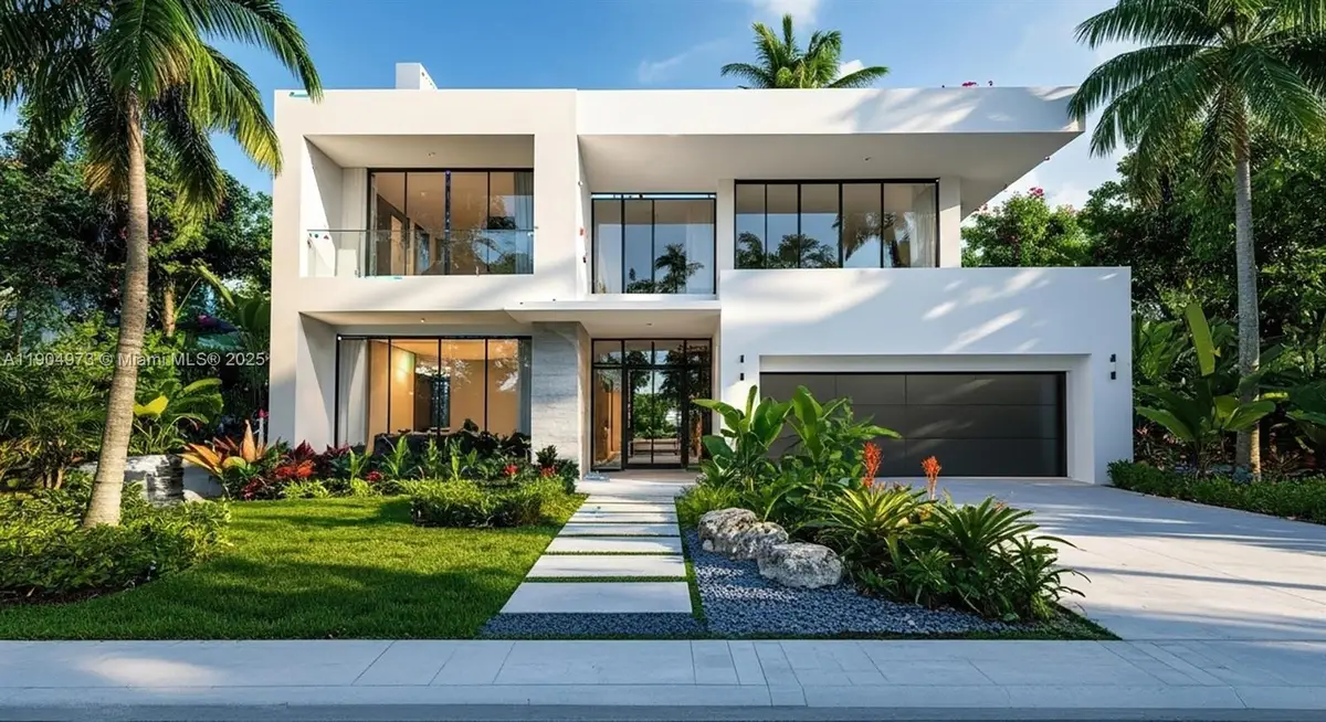 129 NE 87th St, El Portal, FL 33138 - Image #1