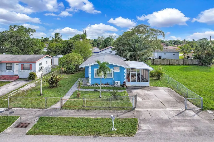 2760 NW 23rd St, Fort Lauderdale, FL 33311 - Image #3
