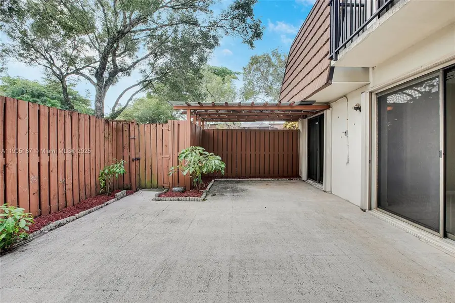 9143 SW 23rd St #D, Davie, FL 33324 - Image #3