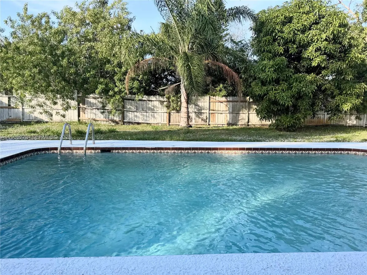 121 NE Prima Vista Blvd, Port Saint Lucie, FL 34983 - Image #1