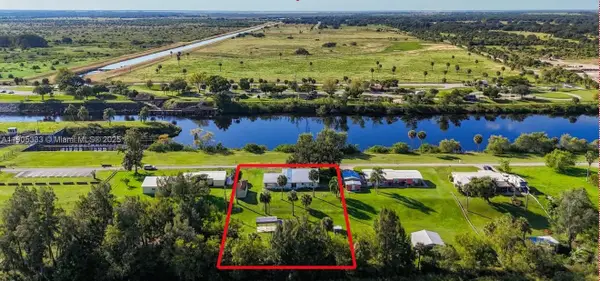 1159 Lock Lane, Moore Haven, FL 33471