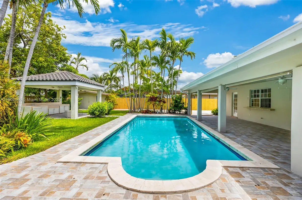 13820 SW 82nd Ave, Palmetto Bay, FL 33158 - Image #1