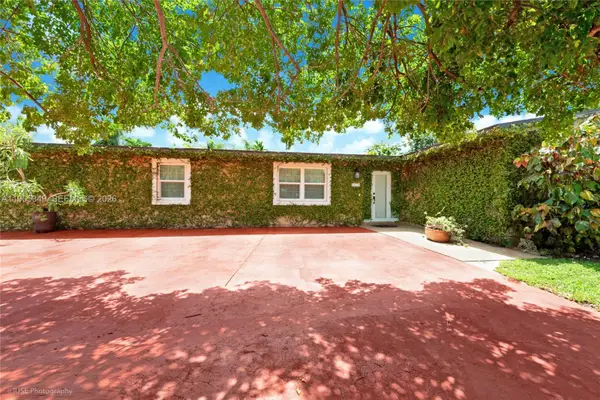 9500 SW 79th St, Miami, FL 33173