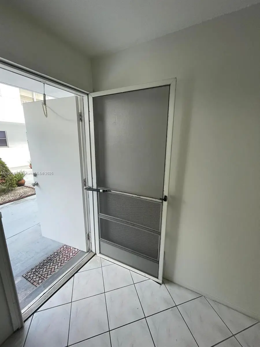 2826 Van Buren St #4, Hollywood, FL 33020 - Image #2