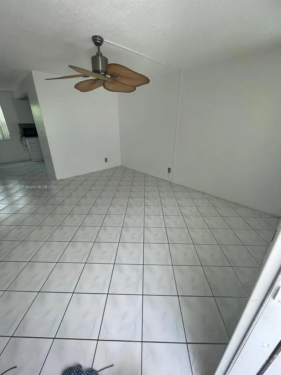 2826 Van Buren St #4, Hollywood, FL 33020 - Image #3