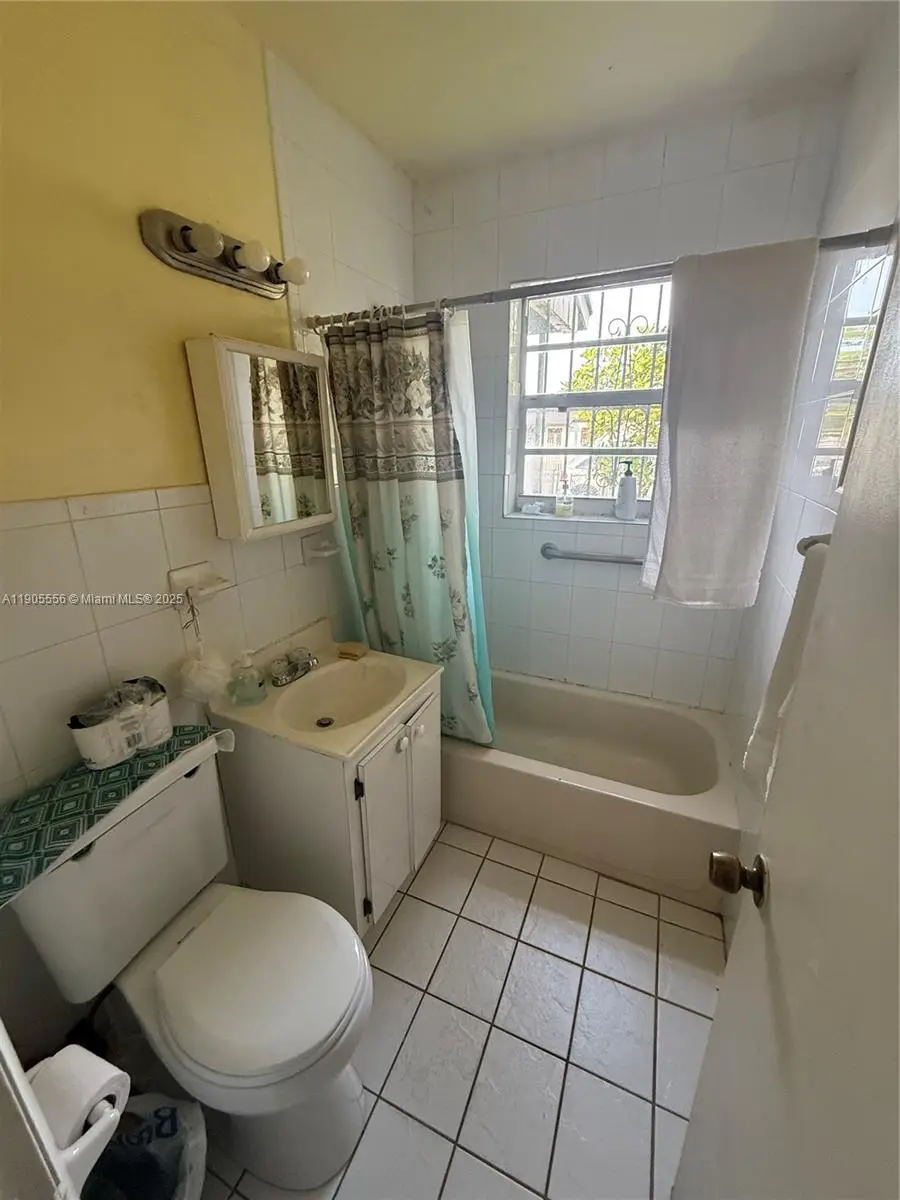 9100 Broad Manor Rd, Miami, FL 33147 - Image #3