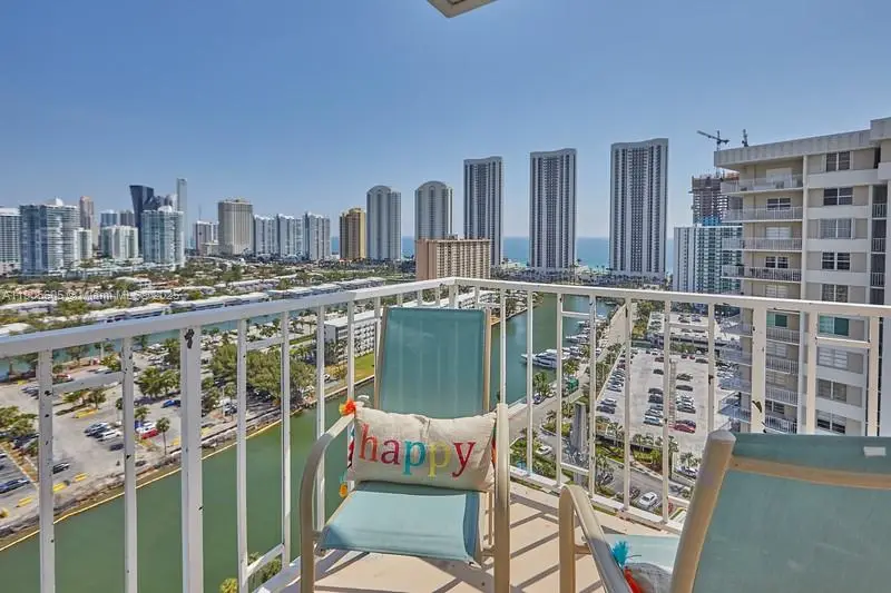 500 Bayview Dr #2031, Sunny Isles Beach, FL 33160 - Image #1