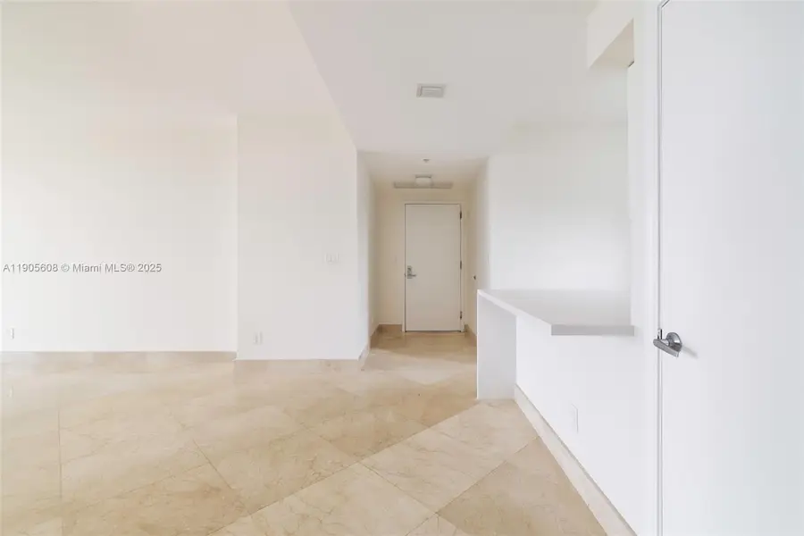601 NE 36th St #2304, Miami, FL 33137 - Image #3