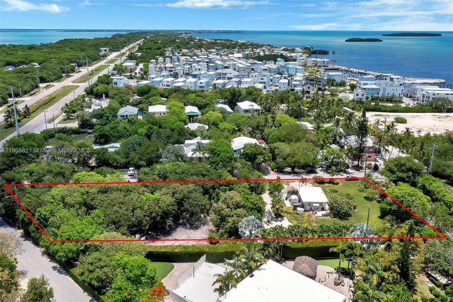 306 Lime St, Key Largo, FL 33037 - Image #3