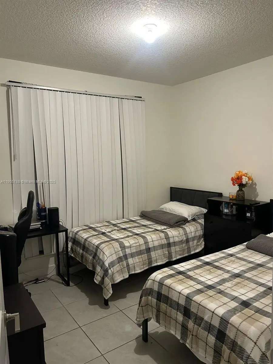 Address Withheld By Seller, Doral, FL 33166 - Image #3