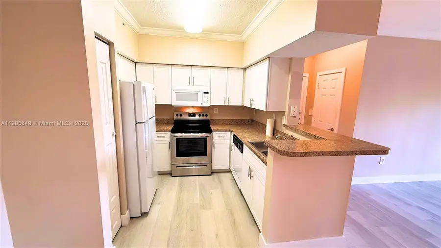 101 SW 117th Ave #7305, Pembroke Pines, FL 33025 - Image #3