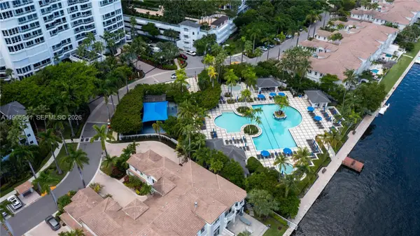 21050 Point Pl #401, Aventura, FL 33180