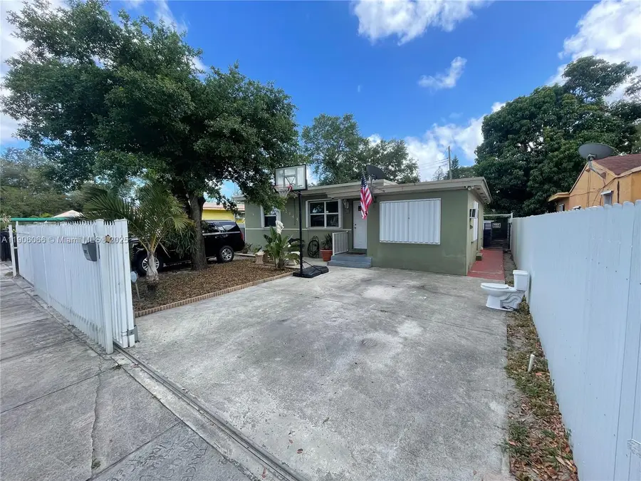 2144 NW 85th St, Miami, FL 33147 - Image #3