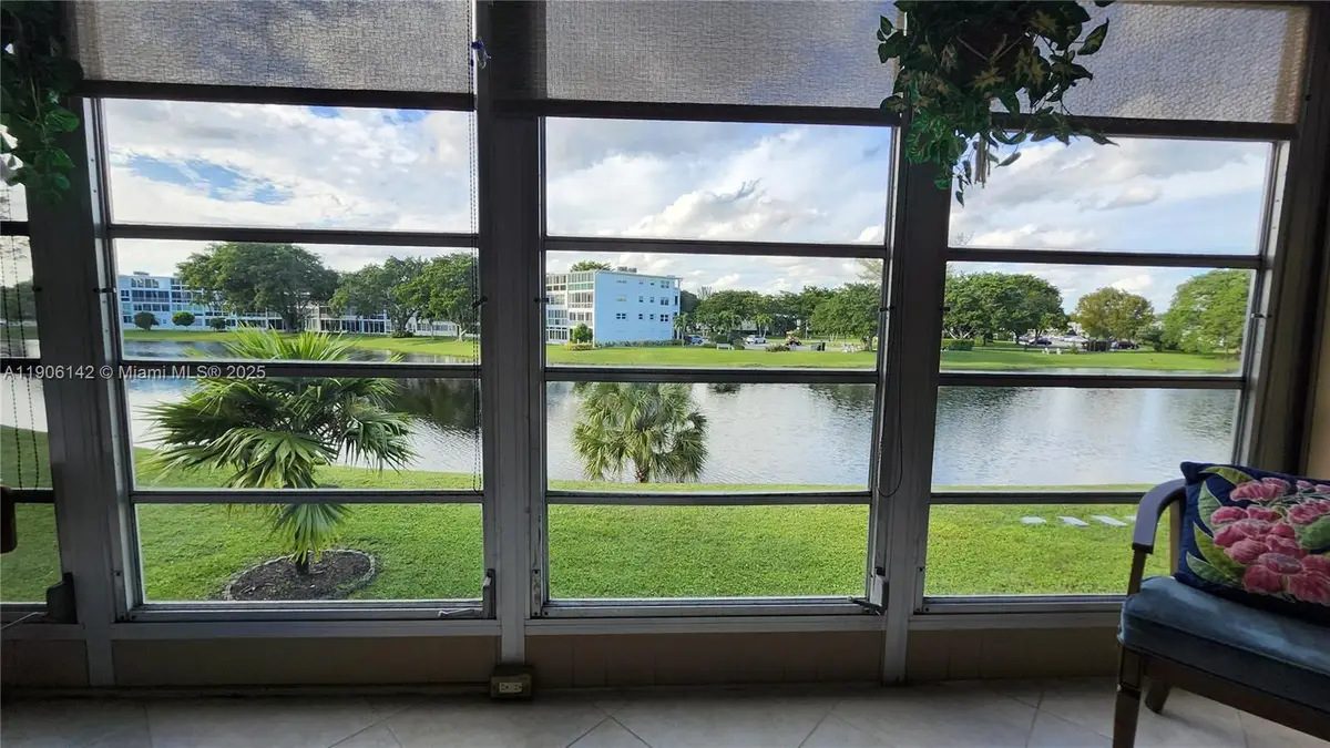 2132 Cambridge F #2132, Deerfield Beach, FL 33442 - Image #1