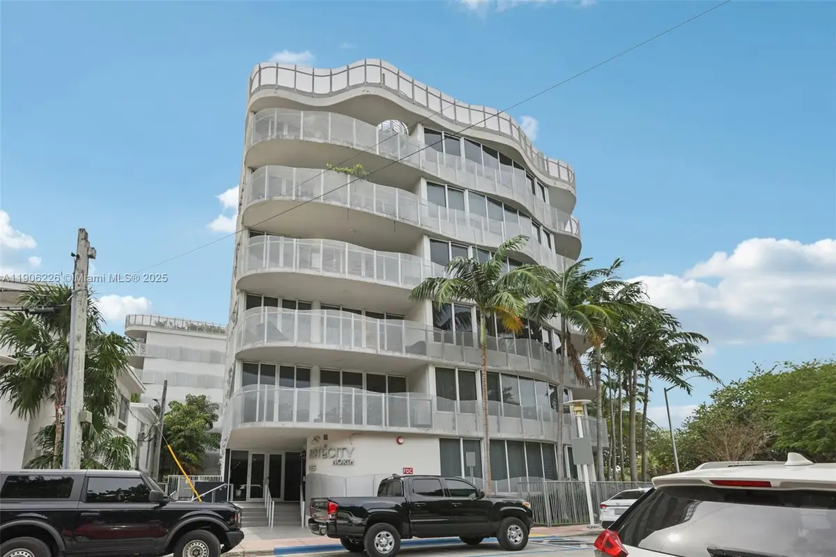 2155 Washington Ct #303, Miami Beach, FL 33139 - Image #1