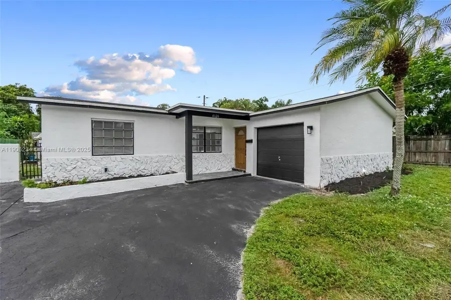 4020 N 67th Ave, Hollywood, FL 33024 - Image #2