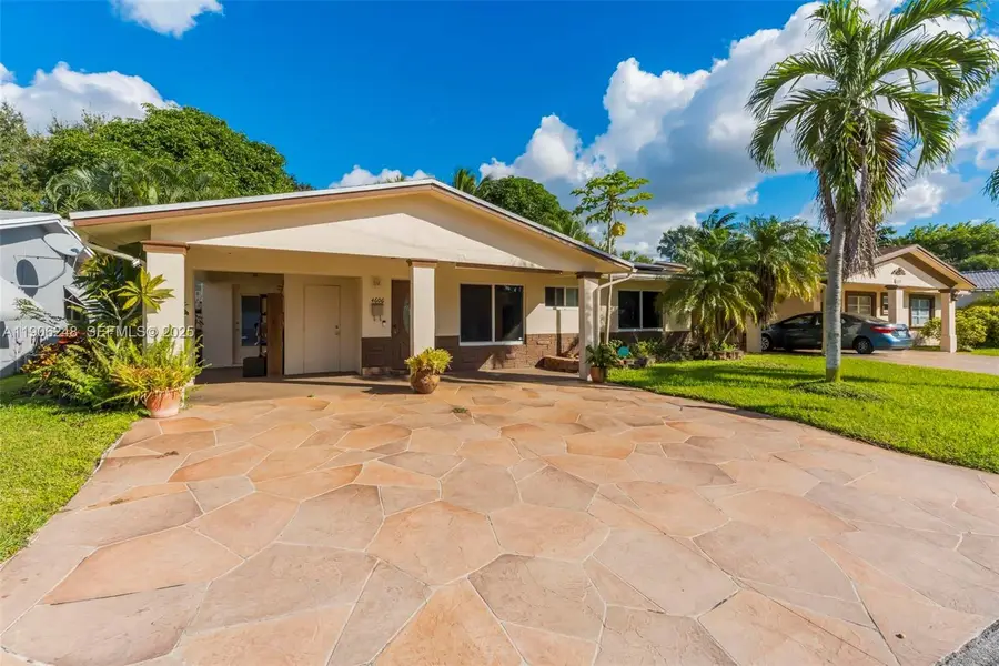 4606 NW 29th Ter, Tamarac, FL 33309 - Image #2
