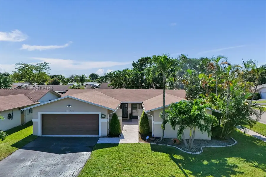 9350 NW 43rd Mnr, Sunrise, FL 33351 - Image #2