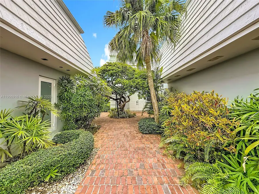 Address Withheld By Seller, Key Biscayne, FL 33149 - Image #2