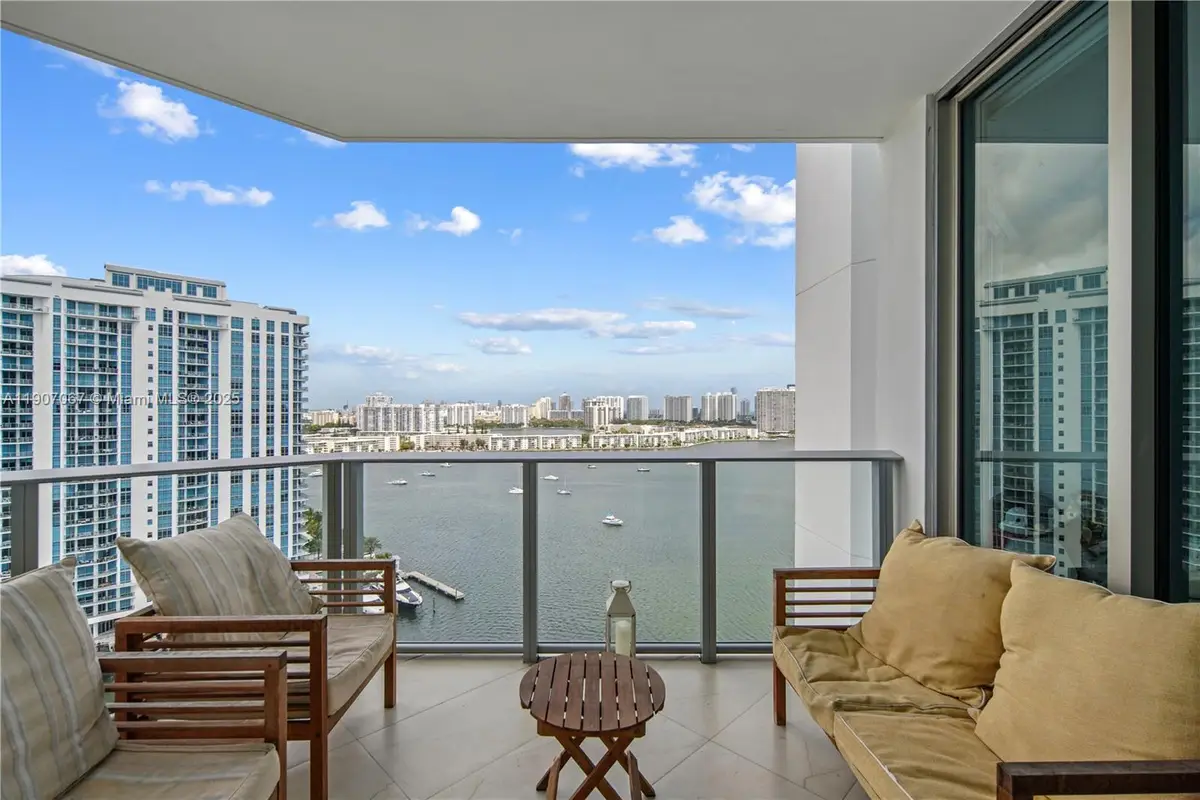 17111 Biscayne Blvd #1805, North Miami Beach, FL 33160 - Image #1