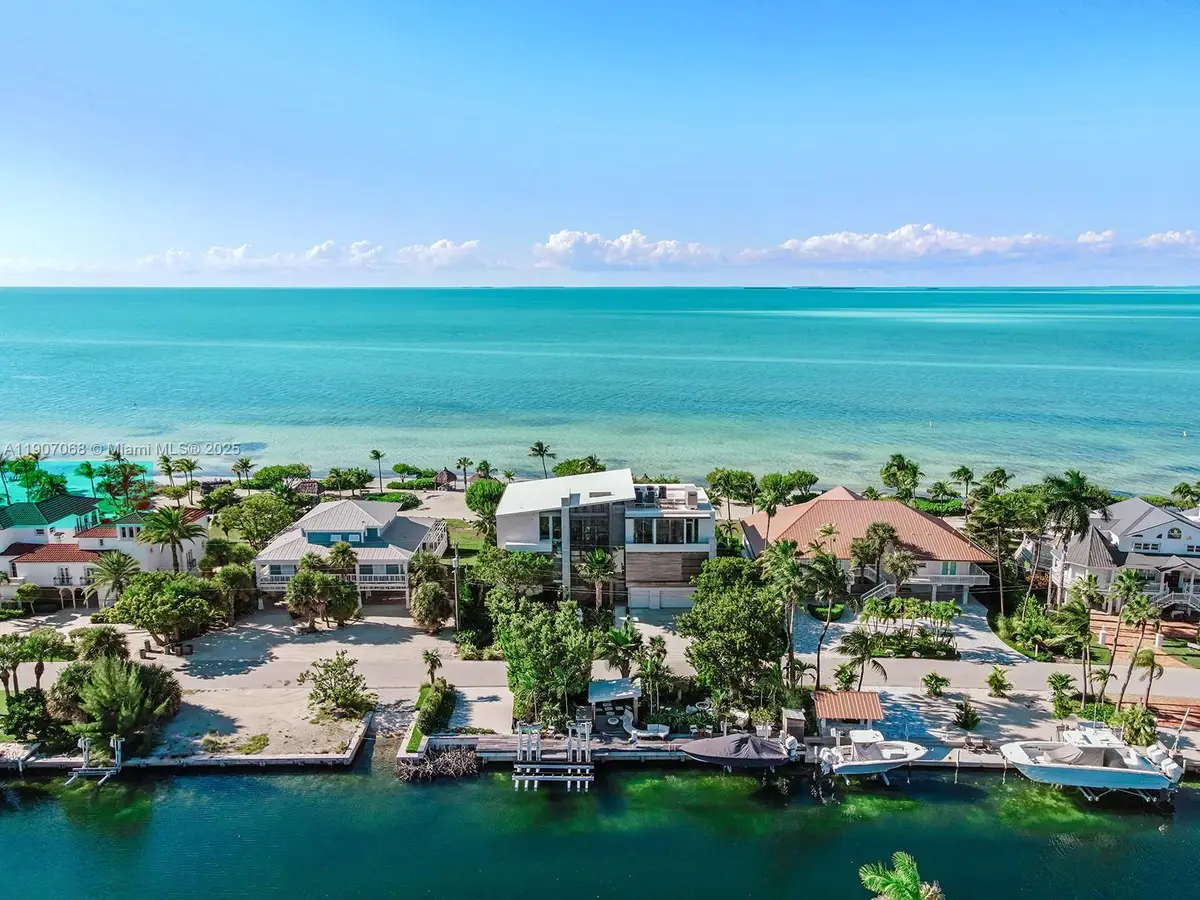 236 Costa Bravo Dr, Islamorada, FL 33036 - Image #1