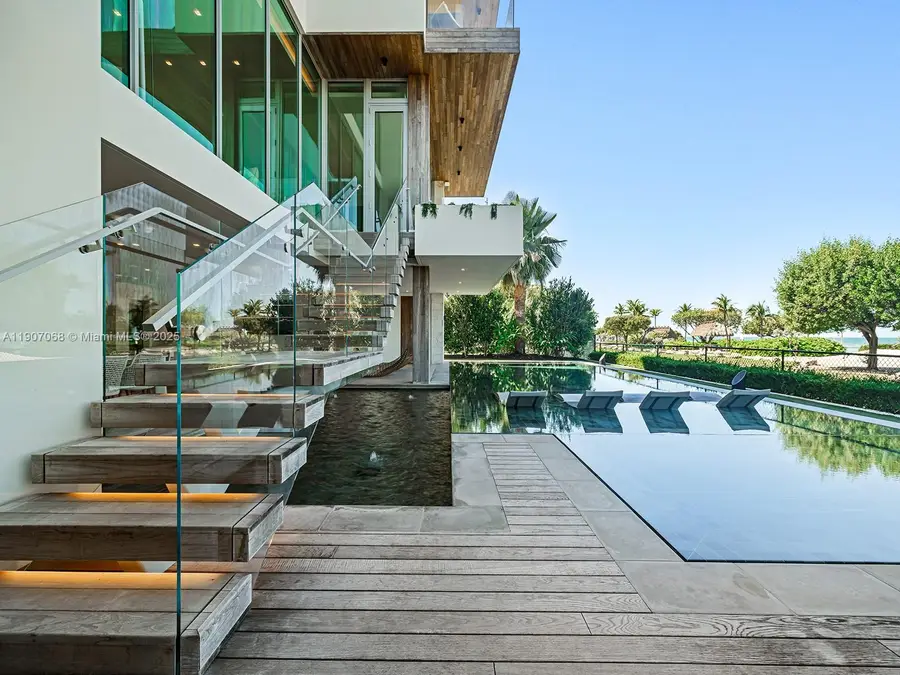 236 Costa Bravo Dr, Islamorada, FL 33036 - Image #2