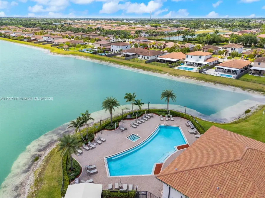 2553 SE 3rd St, Homestead, FL 33033 - Image #2