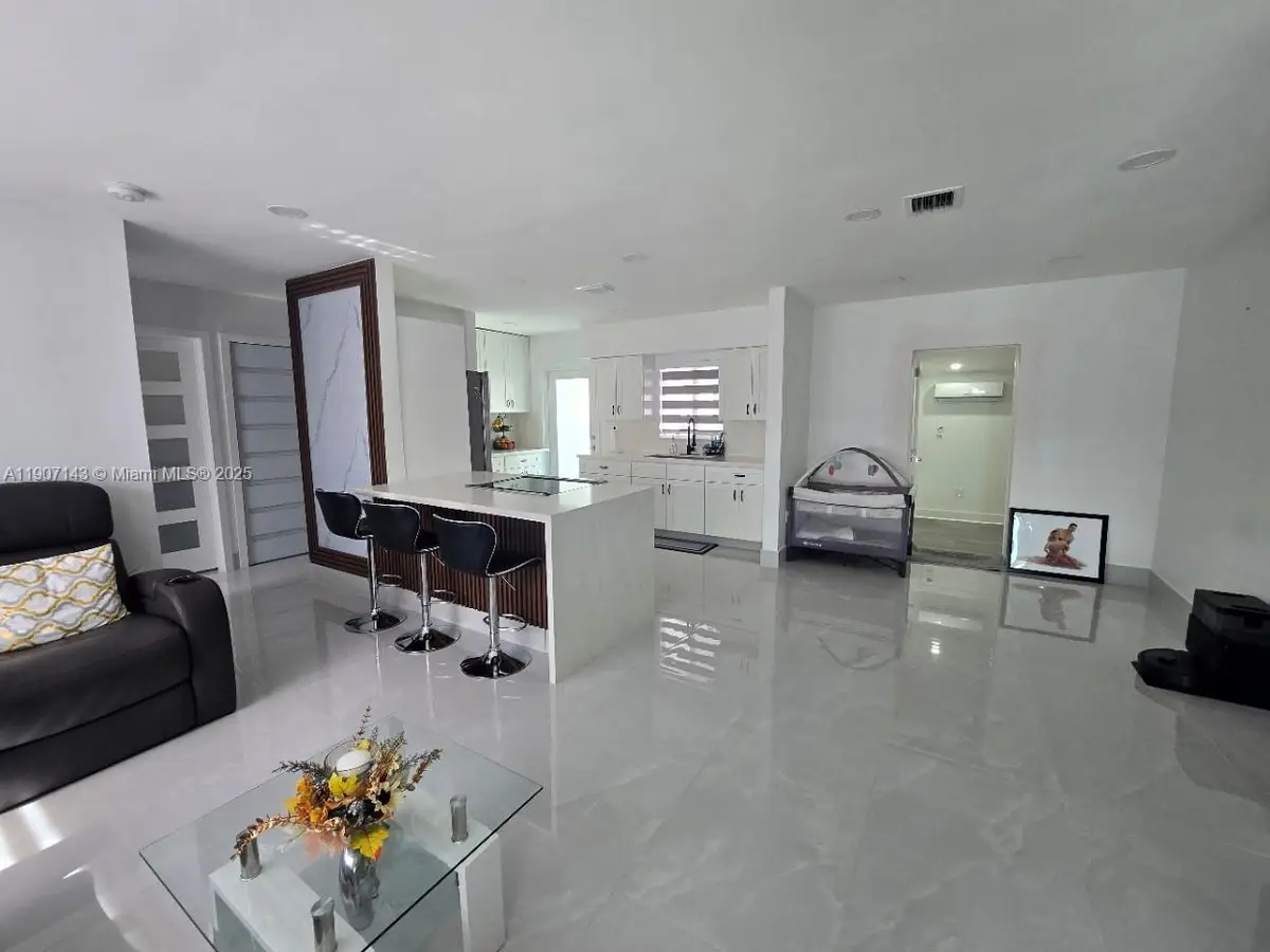 2845 NW 164th Ter, Miami Gardens, FL 33054 - Image #1