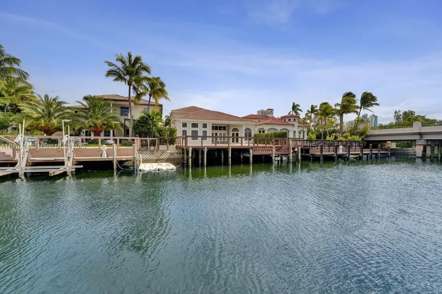 1385 Harbor Vw E, Hollywood, FL 33019 - Image #3