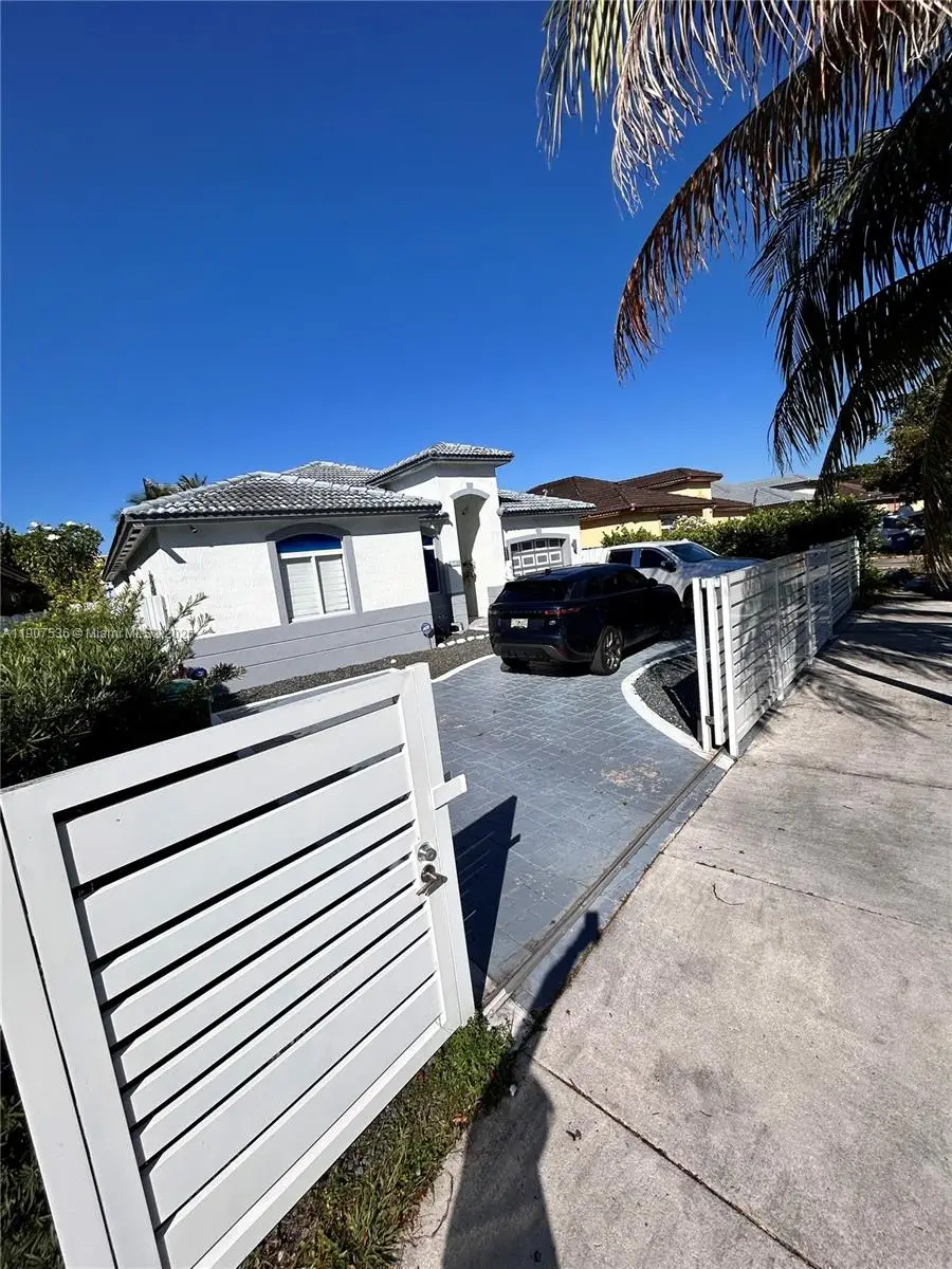 4607 NW 165th St, Miami Gardens, FL 33054 - Image #3