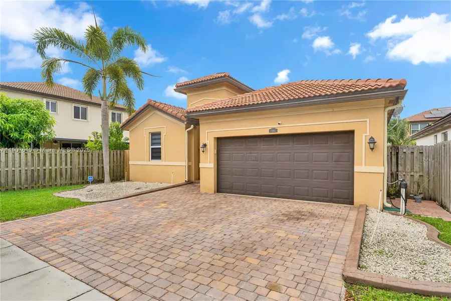 24982 SW 118th Ct, Homestead, FL 33032 - Image #2