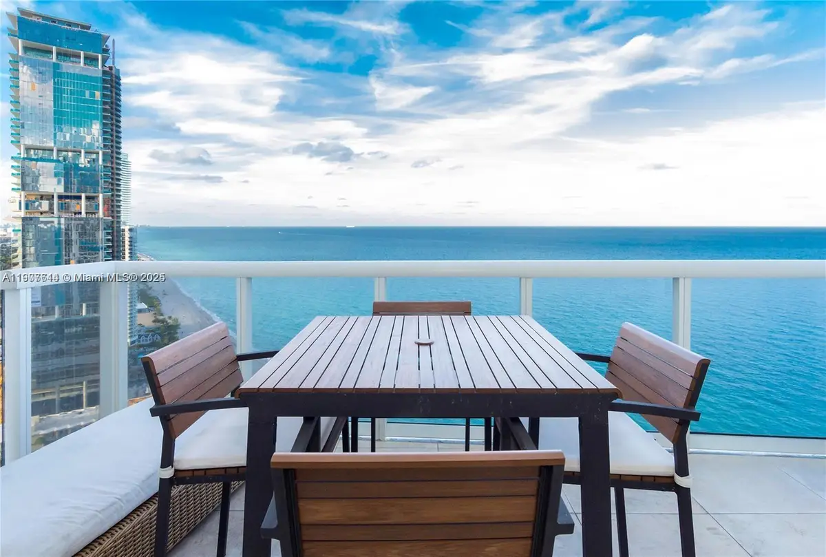 18201 Collins Ave #4208, Sunny Isles Beach, FL 33160 - Image #1