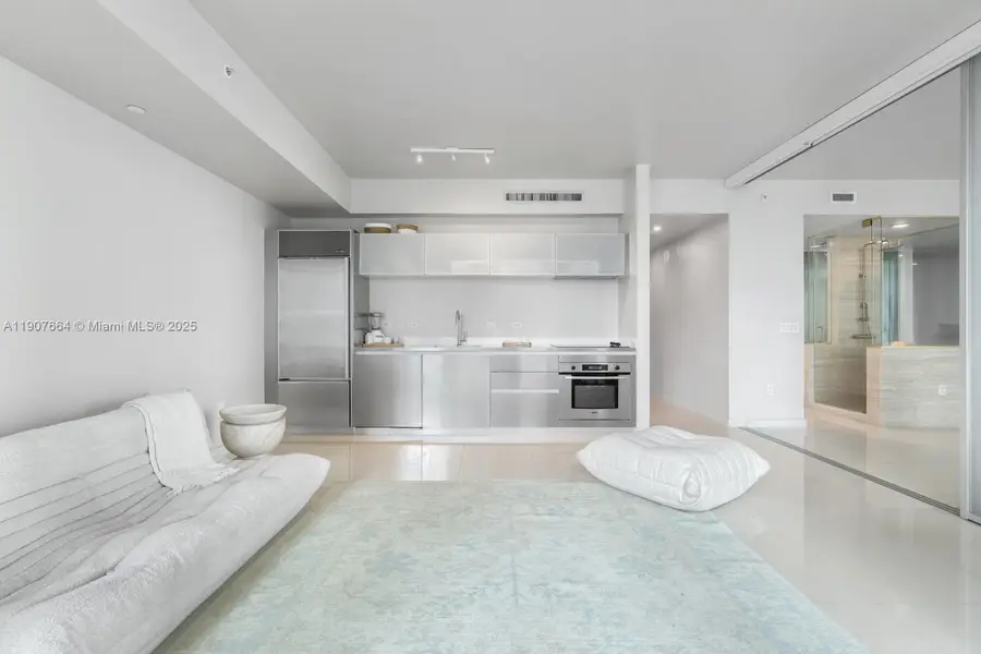 1040 Biscayne Blvd #2908, Miami, FL 33132 - Image #3