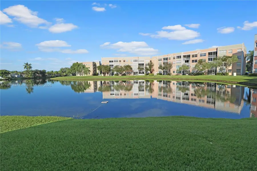 10208 NW 24th Pl #101, Sunrise, FL 33322 - Image #2