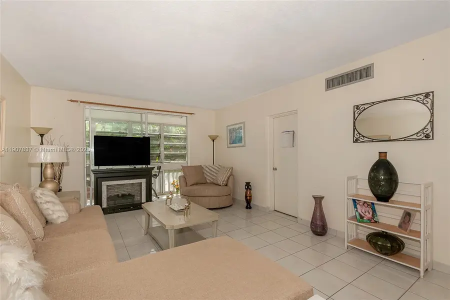 1481 NE Miami Gardens Dr #267, Miami, FL 33179 - Image #3