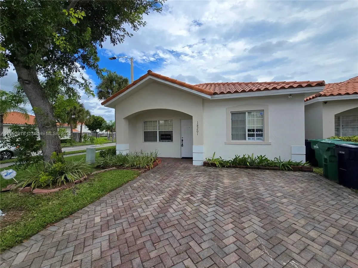 18201 SW 109th Pl, Miami, FL 33157 - Image #1