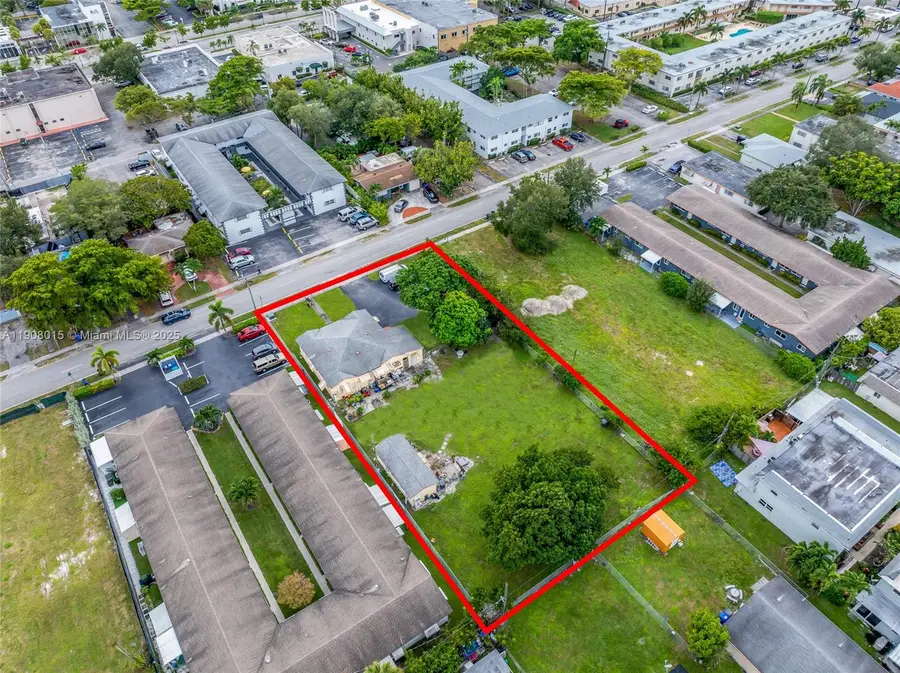 2443 Polk St, Hollywood, FL 33020 - Image #2