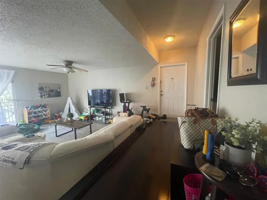 4850 SW 63rd Ter #322, Davie, FL 33314 - Image #3