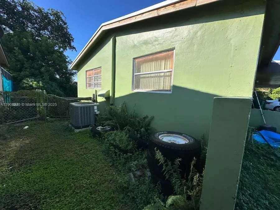 7570 Venetian St, Miramar, FL 33023 - Image #2