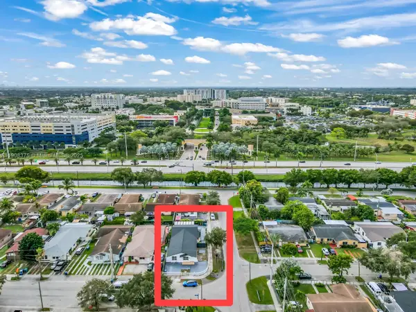 11152 SW 7th St, Sweetwater, FL 33174