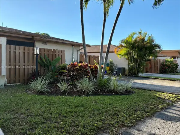 2050 SW 24th Circle, Boynton Beach, FL 33426