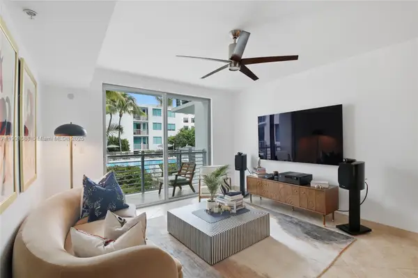 110 Washington Ave #2420, Miami Beach, FL 33139