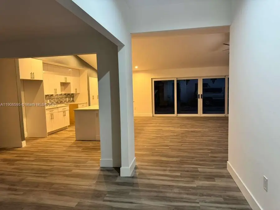 482 NW Marion Ave, Port Saint Lucie, FL 34953 - Image #3