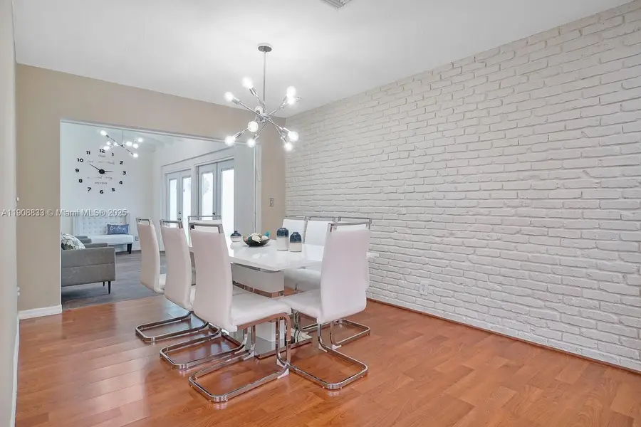 850 NE 182nd Ter, North Miami Beach, FL 33162 - Image #3