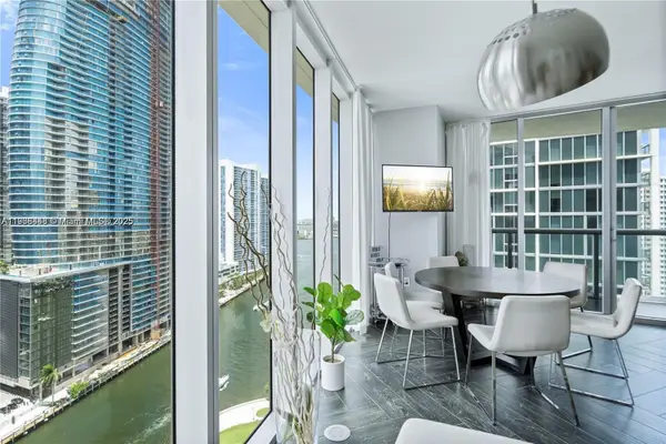 485 Brickell Ave #2302, Miami, FL 33131