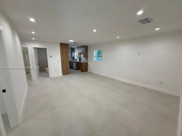 328 NE 57th St, Miami, FL 33137 - Image #2