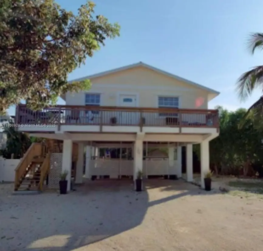 150 Peace Ave, Key Largo, FL 33037 - Image #1