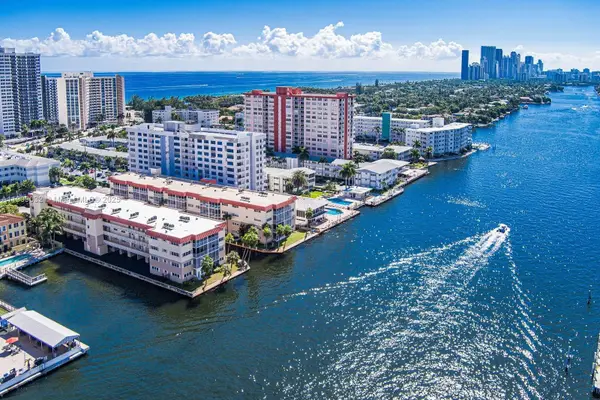 2081 S Ocean Dr #308, Hallandale Beach, FL 33009