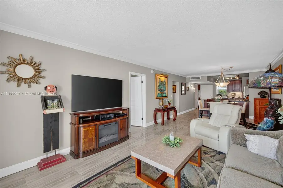 121 Golden Isles Dr #205, Hallandale Beach, FL 33009 - Image #2