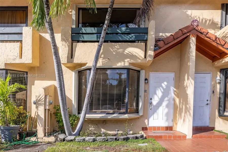 10037 SW 77th Ct, Miami, FL 33156 - Image #2